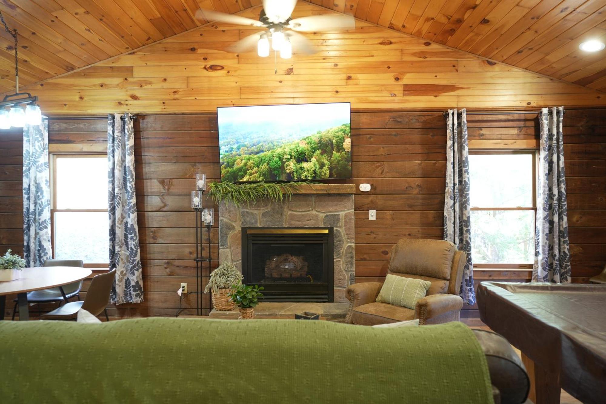 Love Shack Sevierville Exterior photo